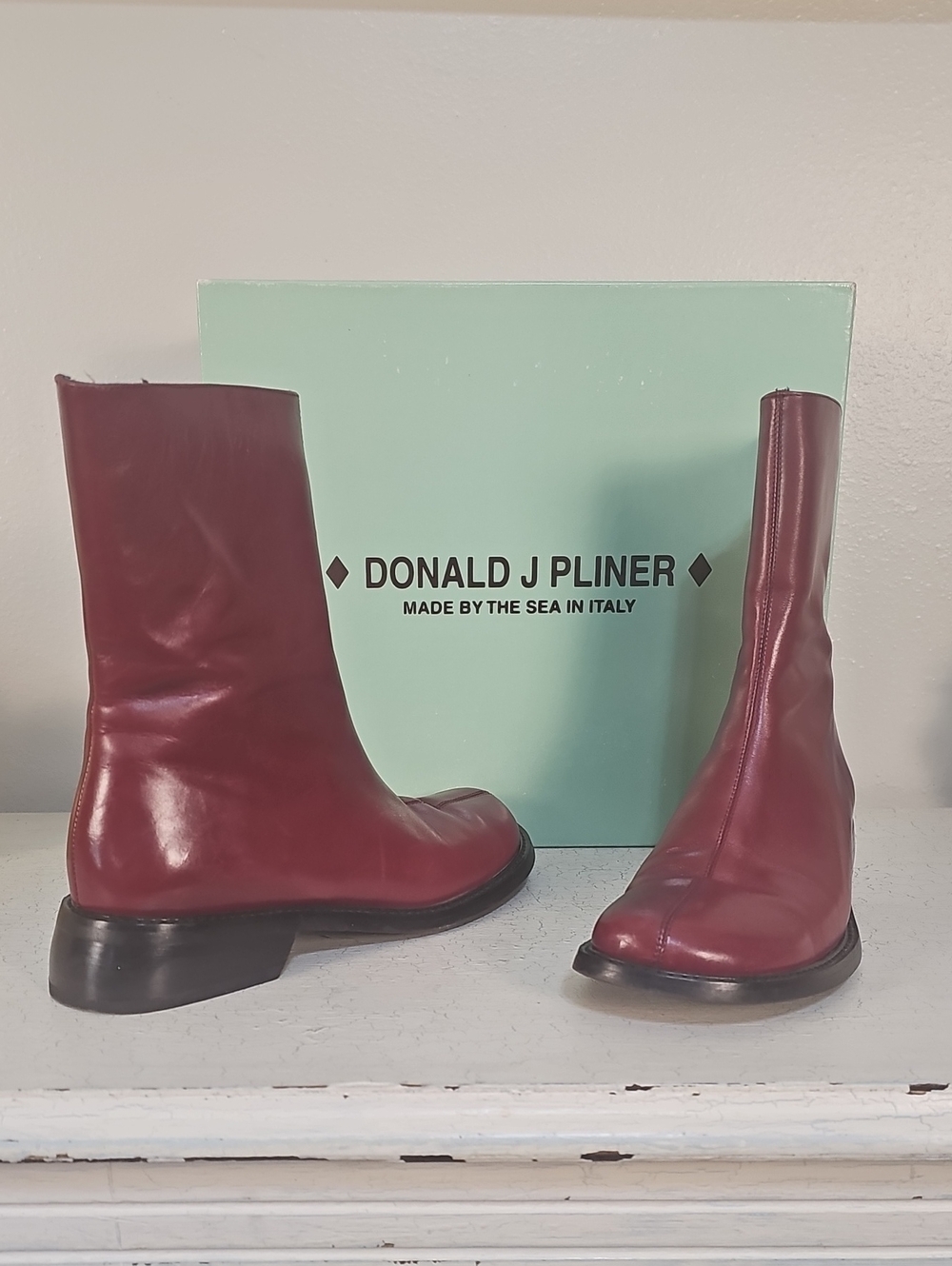 🍷 Donald J Pliner Ancona Blood Shine Calf Boots 7.5